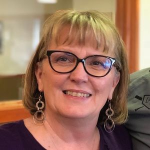 Meet your Posher, Linda